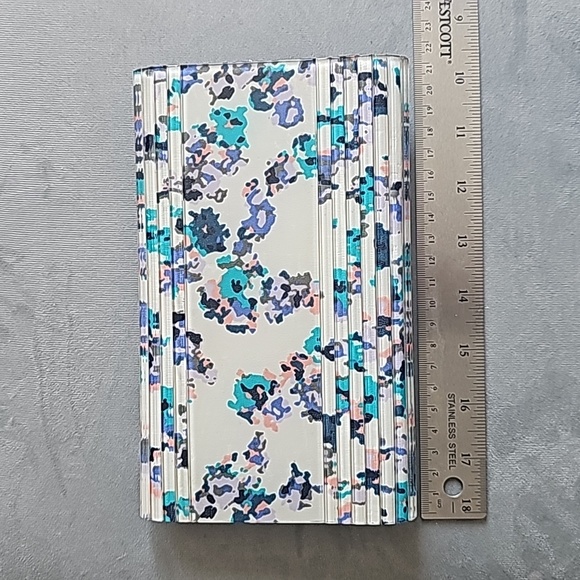 BCBG Resin colorful abstract clutch - Picture 7 of 9